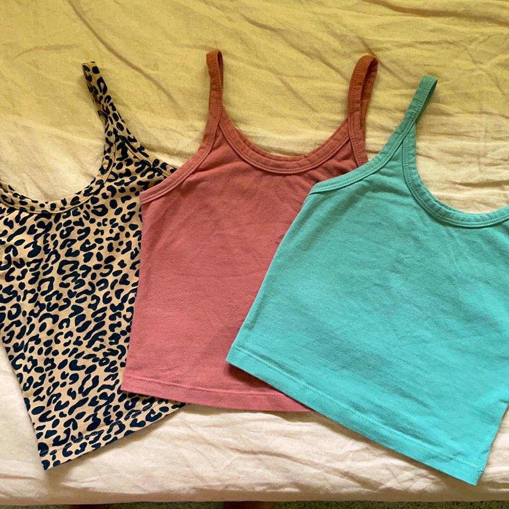 ARQ Crop Tanks (Bundle of 3)